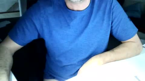 Tom online show from December 17, 1:38 pm