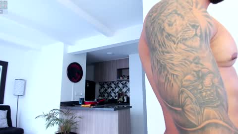 tony muscle1 online show from December 11, 10:06 pm