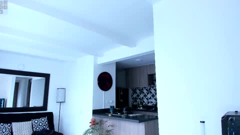 tony muscle1 online show from February 12, 6:30 pm