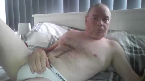 tonygibbson62 online show from October 27, 9:11 am