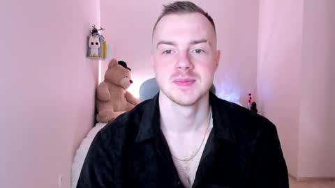 Snapshot of toohornyserj chatting on January 23, 9:50 pm toohornyserj online show from January 23, 9:50 pm