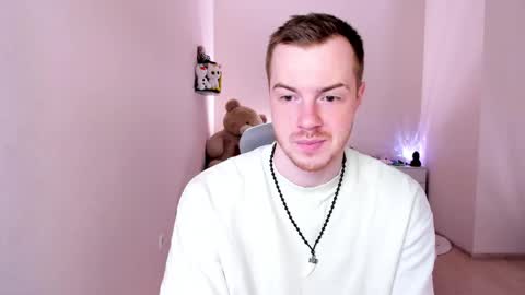 Snapshot of toohornyserj chatting on February 20, 10:48 pm toohornyserj online show from February 20, 10:48 pm