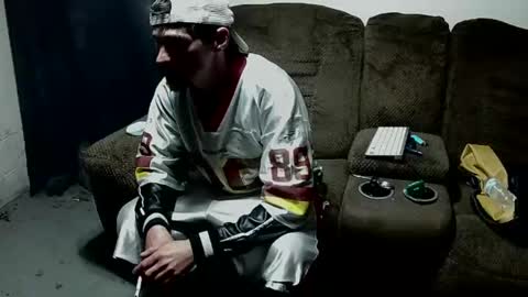 SagMeOreduceMe online show from April 21, 10:32 am