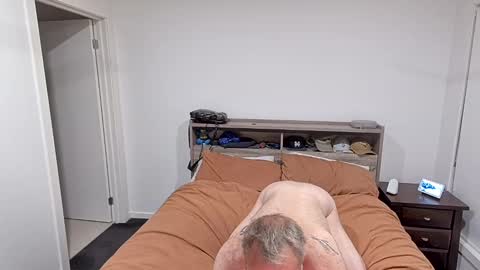 letmebeyourslut online show from December 6, 12:38 pm