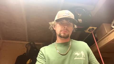 treeman817 online show from March 22, 4:17 am