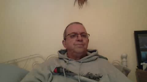 Fe-fi-fo-fum online show from March 29, 1:11 pm
