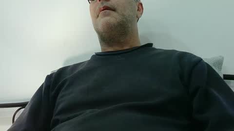 trevido4u online show from March 29, 3:28 am