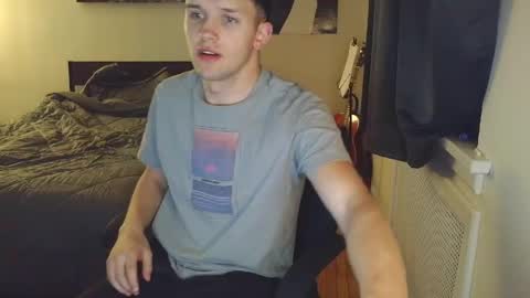twink2048 online show from May 10, 1:40 am