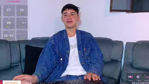 Mr Daren online show from April 15, 7:14 pm