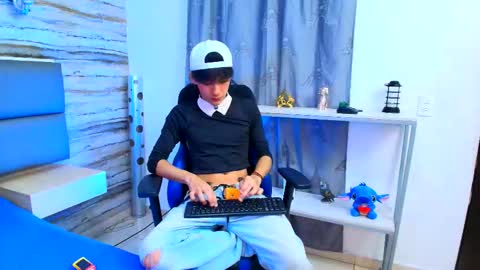    online show from October 15, 9:22 pm