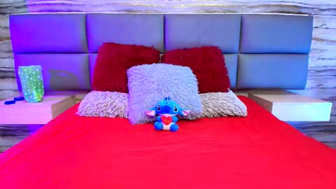    online show from October 14, 9:11 pm