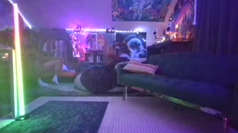 twoguys1wifi online show from June 12, 7:28 am