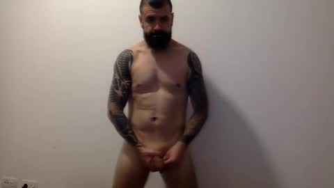 Snapshot of txalkan6060 chatting on February 26, 10:40 pm txalkan6060 online show from February 26, 10:40 pm
