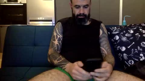 Snapshot of txalkan6060 chatting on March 3, 6:40 pm txalkan6060 online show from March 3, 6:40 pm