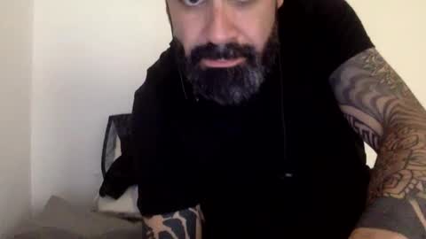 Snapshot of txalkan6060 chatting on February 17, 2:59 pm txalkan6060 online show from February 17, 2:59 pm