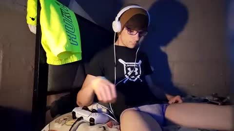 Tyler online show from June 22, 1:04 pm