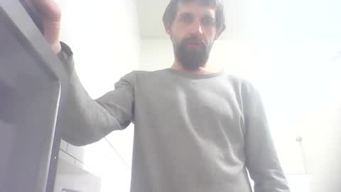 tylerweist727678265 online show from January 8, 6:18 am