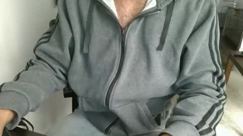 uhhuhyea online show from March 24, 9:08 pm