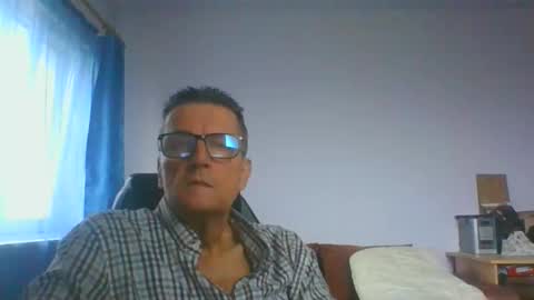 ulmeni4 online show from November 11, 6:40 am