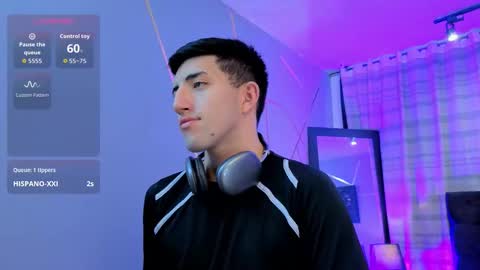 un_sluttyy online show from December 1, 11:46 am