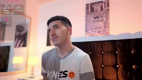 un_sluttyy online show from February 20, 11:12 am