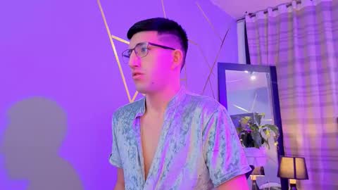 un_sluttyy online show from November 17, 11:24 am