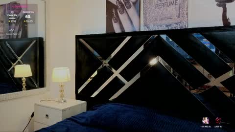 un_sluttyy online show from April 4, 11:29 am