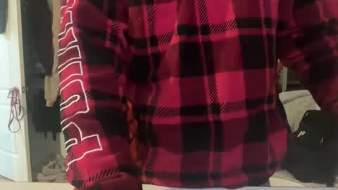 uncutbeard129840 online show from January 6, 2:26 am