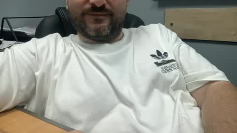 uncutdude321 online show from July 2, 11:16 am