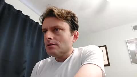 Snapshot of undress_me_ chatting on December 9, 2:08 pm undress me online show from December 9, 2:08 pm
