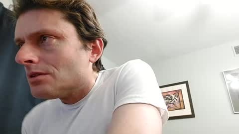 Snapshot of undress_me_ chatting on January 19, 1:32 am undress me online show from January 19, 1:32 am