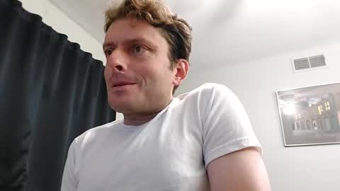 Snapshot of undress_me_ chatting on December 10, 2:17 pm undress me online show from December 10, 2:17 pm