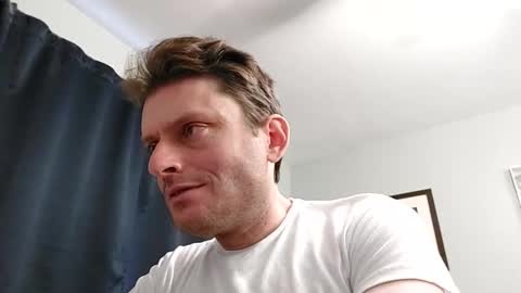 Snapshot of undress_me_ chatting on March 9, 9:14 pm undress me online show from March 9, 9:14 pm