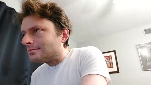 Snapshot of undress_me_ chatting on January 7, 1:10 pm undress me online show from January 7, 1:10 pm