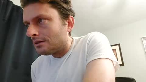Snapshot of undress_me_ chatting on January 3, 3:22 pm undress me online show from January 3, 3:22 pm