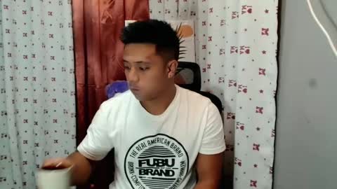 Dave online show from February 18, 1:32 am