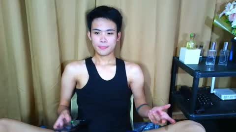 urasiancumboix2 online show from October 25, 5:20 am