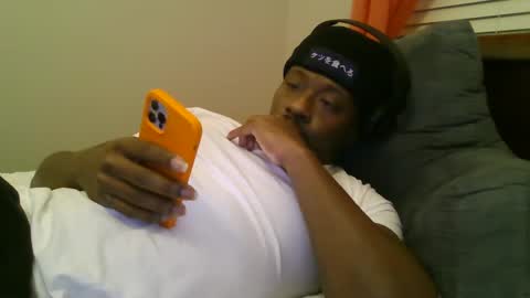 UrbanDicc online show from December 29, 1:45 am