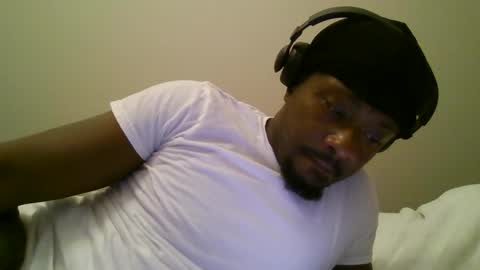 UrbanDicc online show from January 1, 12:43 am