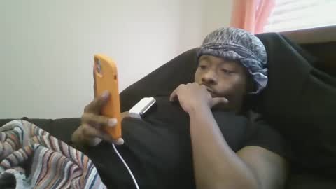 UrbanDicc online show from January 21, 2:11 pm