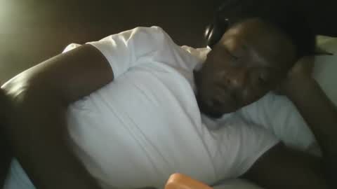 UrbanDicc online show from December 7, 11:23 pm