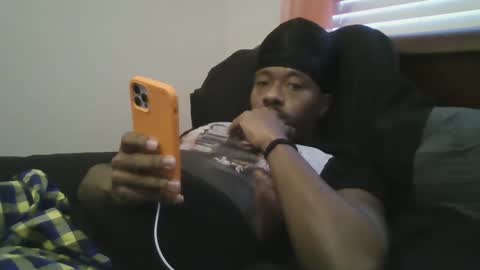 UrbanDicc online show from February 18, 2:16 pm