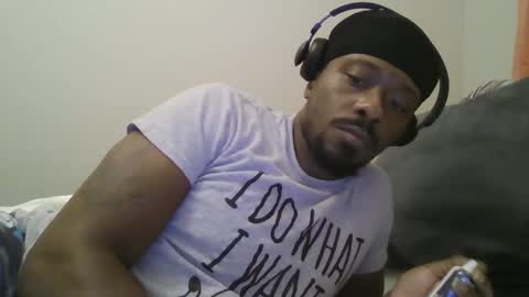 UrbanDicc online show from January 4, 11:48 pm