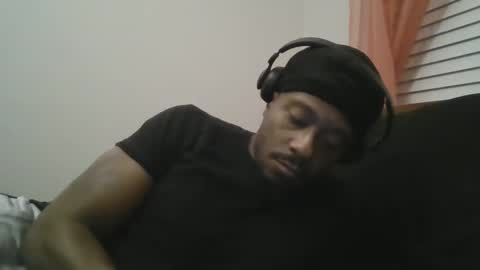 UrbanDicc online show from February 20, 1:57 am