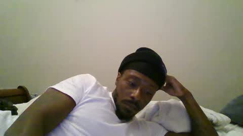 UrbanDicc online show from December 4, 1:25 am