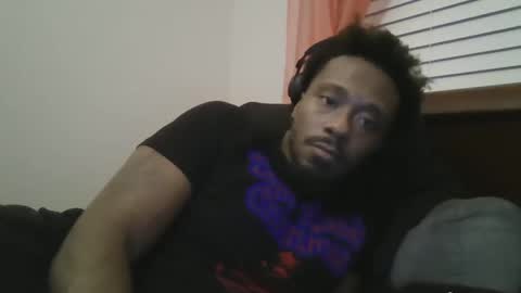 UrbanDicc online show from February 19, 1:40 am