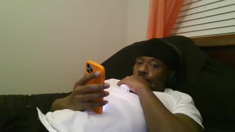 UrbanDicc online show from January 24, 1:46 am