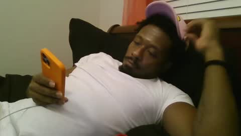 UrbanDicc online show from February 7, 3:24 am