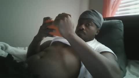 UrbanDicc online show from December 19, 2:02 pm