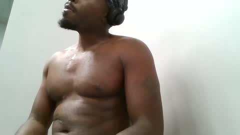 UrbanDicc online show from December 11, 5:43 pm